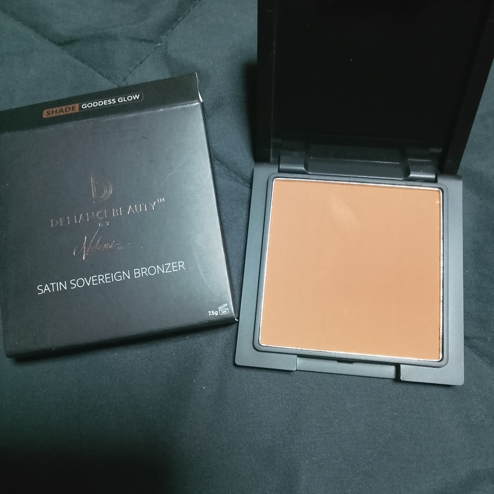 Tan Bronzer Smooth Matte Contour